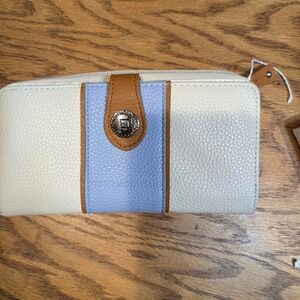 Stone Mountain Blue and White Wallet